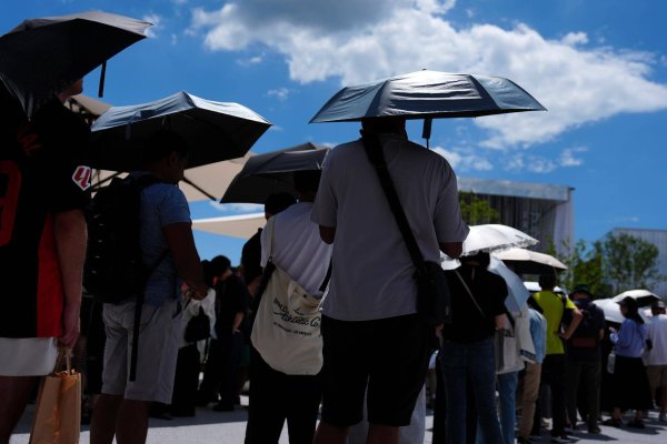 第一配资门户 日本热浪持续 14个地区发布“中暑警报”